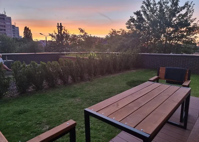 Cozy In The Centre Of *